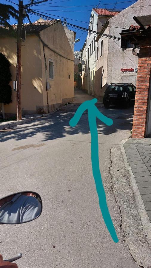 Apartman Kristina And Free Parking Mali Losinj Exterior photo